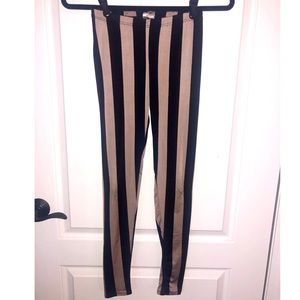 Vertical Stripes Leggings